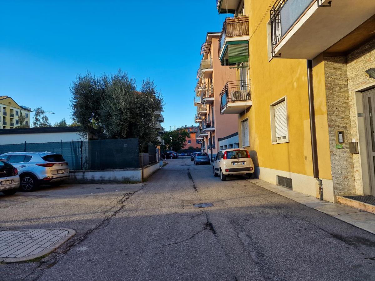 Casa Viotti Monza Apartment Bagian luar foto